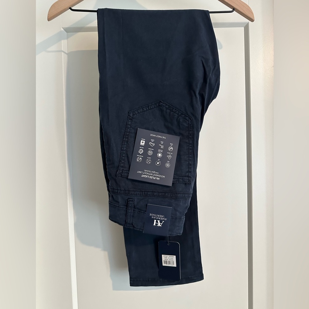 NWT American Heritage blue slim fit chinos size 31x32.